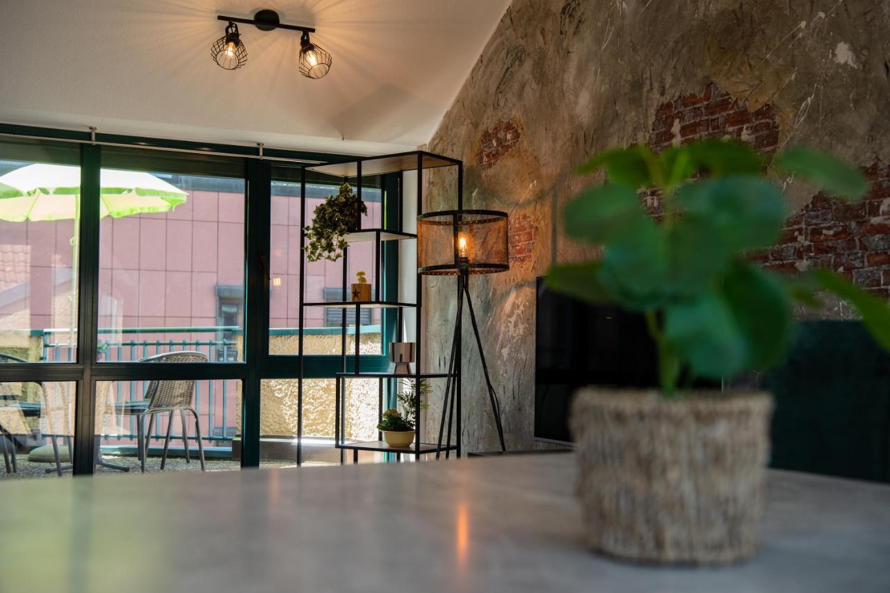 Industrie Stil Apartment Unweit Vom See 罗斯海姆 外观 照片