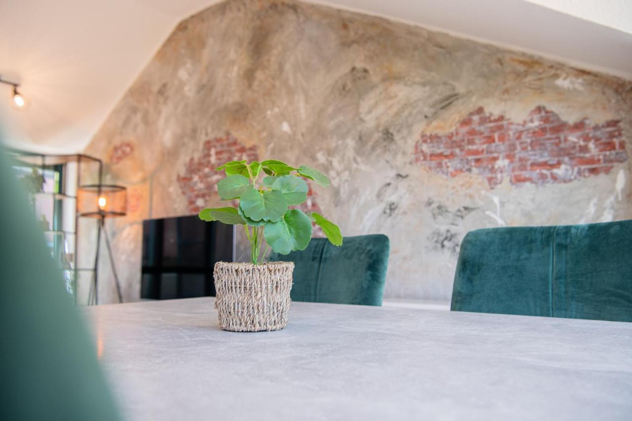 Industrie Stil Apartment Unweit Vom See 罗斯海姆 外观 照片